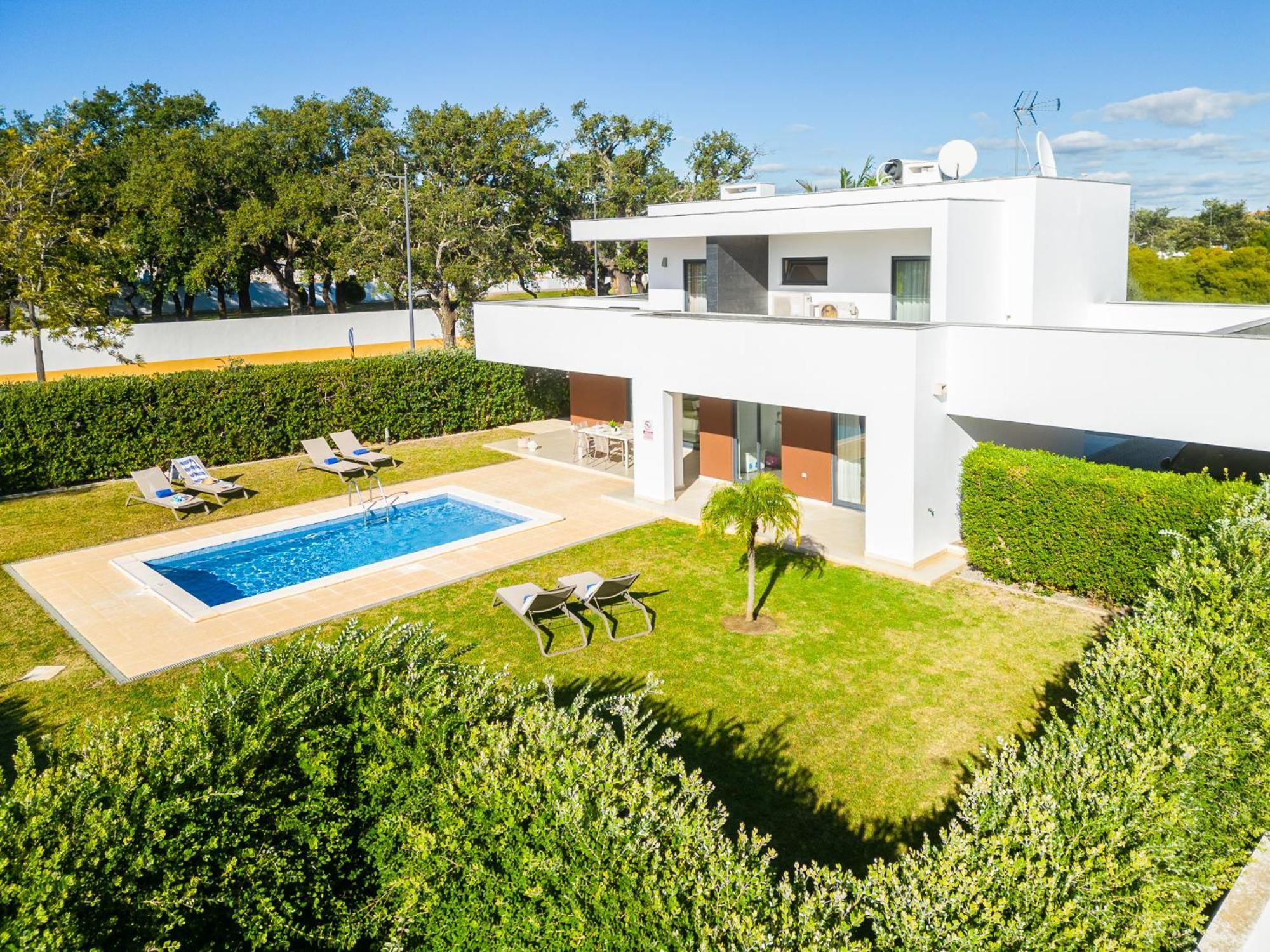 Villas Novochoro - Large Garden- Heatable Pool By Dreamvillasอัลบูเฟรา ภายนอก รูปภาพ